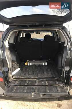Позашляховик / Кросовер Mitsubishi Outlander XL 2010 в 