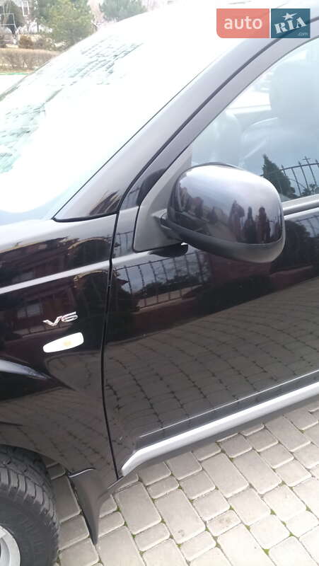 Позашляховик / Кросовер Mitsubishi Outlander XL 2008 в Чорноморську