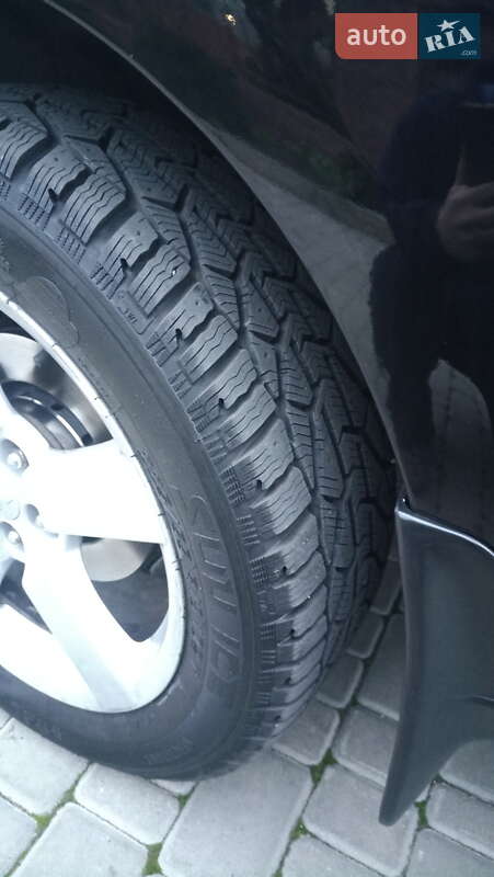 Позашляховик / Кросовер Mitsubishi Outlander XL 2008 в Чорноморську