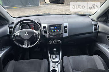 Внедорожник / Кроссовер Mitsubishi Outlander XL 2008 в Харькове