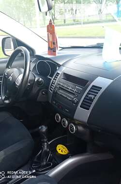 Позашляховик / Кросовер Mitsubishi Outlander XL 2008 в Немирові