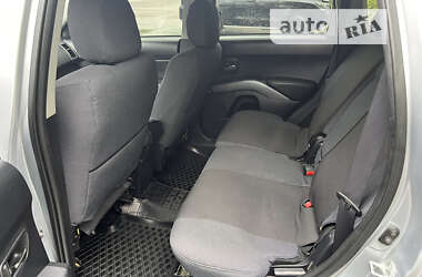 Внедорожник / Кроссовер Mitsubishi Outlander XL 2008 в Броварах