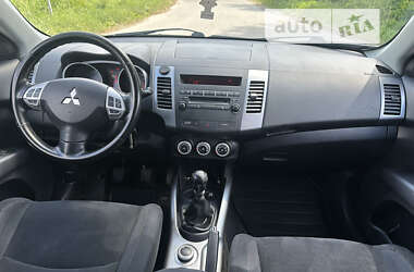 Внедорожник / Кроссовер Mitsubishi Outlander XL 2008 в Радивилове