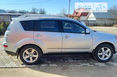 Внедорожник / Кроссовер Mitsubishi Outlander XL 2008 в Черновцах