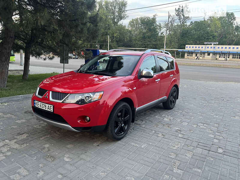 Внедорожник / Кроссовер Mitsubishi Outlander XL 2007 в Днепре