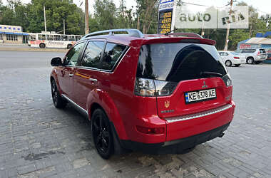 Внедорожник / Кроссовер Mitsubishi Outlander XL 2007 в Днепре