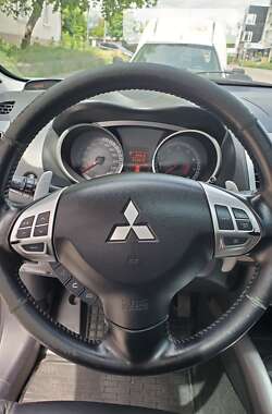 Внедорожник / Кроссовер Mitsubishi Outlander XL 2008 в 