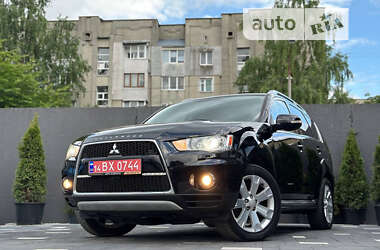 Позашляховик / Кросовер Mitsubishi Outlander XL 2010 в Дрогобичі