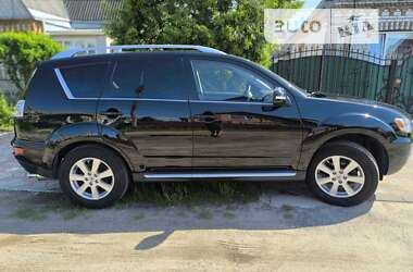 Внедорожник / Кроссовер Mitsubishi Outlander XL 2010 в Бердичеве