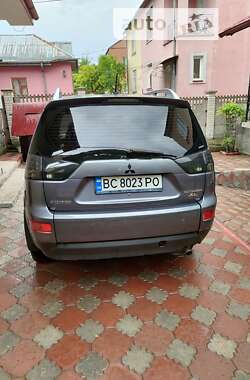 Позашляховик / Кросовер Mitsubishi Outlander XL 2007 в Ходореві