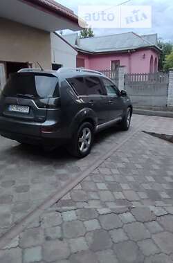 Позашляховик / Кросовер Mitsubishi Outlander XL 2007 в Ходореві