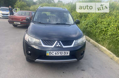 Позашляховик / Кросовер Mitsubishi Outlander XL 2008 в Стрию