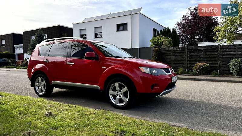 Позашляховик / Кросовер Mitsubishi Outlander XL 2007 в Харкові