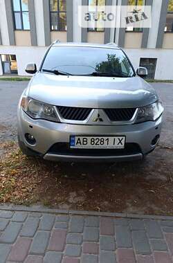 Позашляховик / Кросовер Mitsubishi Outlander XL 2008 в Вінниці