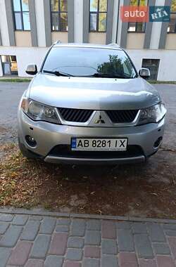 Внедорожник / Кроссовер Mitsubishi Outlander XL 2008 в Виннице