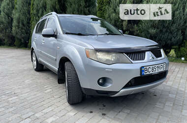 Позашляховик / Кросовер Mitsubishi Outlander XL 2007 в Самборі