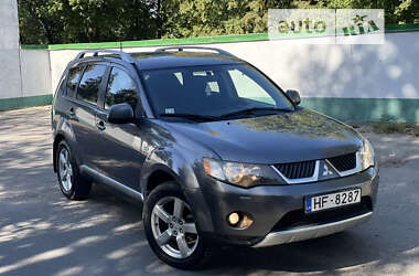 Внедорожник / Кроссовер Mitsubishi Outlander XL 2009 в Виннице