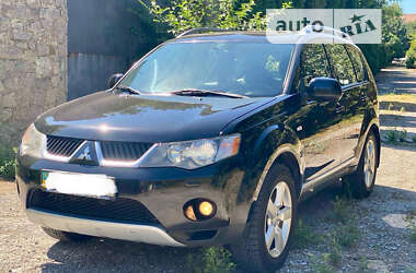 Позашляховик / Кросовер Mitsubishi Outlander XL 2007 в Кам'янському