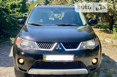 Внедорожник / Кроссовер Mitsubishi Outlander XL 2007 в Каменском