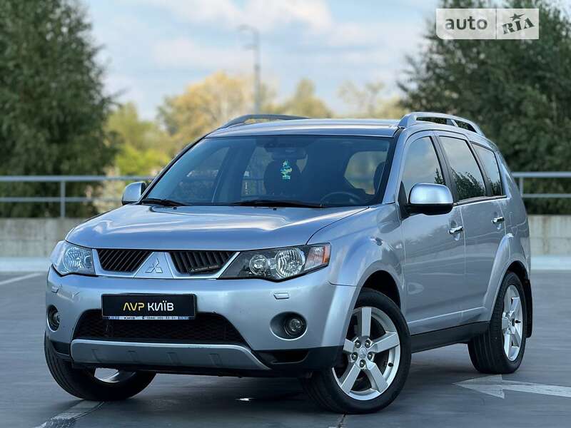 Mitsubishi Outlander XL 2008