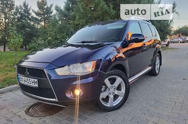 Позашляховик / Кросовер Mitsubishi Outlander XL 2011 в Хмельницькому