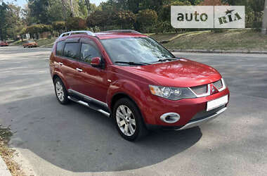 Позашляховик / Кросовер Mitsubishi Outlander XL 2009 в Запоріжжі