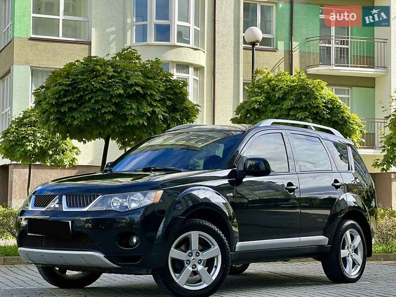 Внедорожник / Кроссовер Mitsubishi Outlander XL 2007 в Днепре