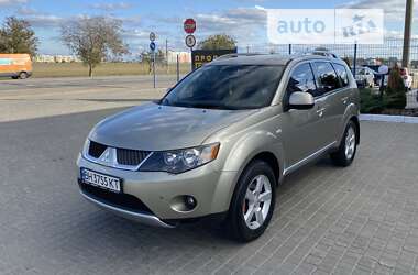 Внедорожник / Кроссовер Mitsubishi Outlander XL 2008 в Одессе