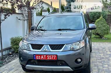 Позашляховик / Кросовер Mitsubishi Outlander XL 2009 в Вінниці