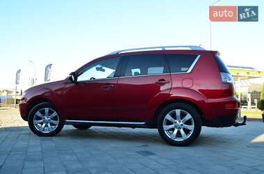 Внедорожник / Кроссовер Mitsubishi Outlander XL 2011 в Дрогобыче