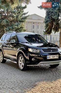 Внедорожник / Кроссовер Mitsubishi Outlander XL 2007 в Кропивницком