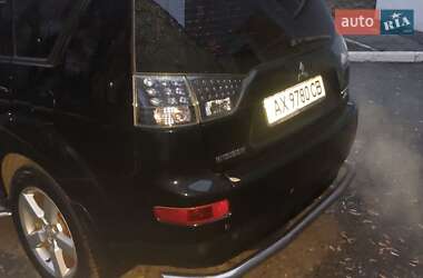 Внедорожник / Кроссовер Mitsubishi Outlander XL 2009 в Харькове