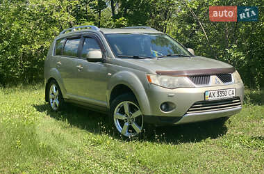 Позашляховик / Кросовер Mitsubishi Outlander XL 2007 в Харкові