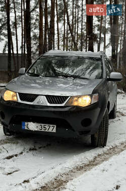 Позашляховик / Кросовер Mitsubishi Outlander XL 2007 в Боярці