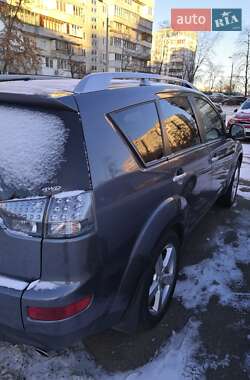 Внедорожник / Кроссовер Mitsubishi Outlander XL 2008 в Киеве