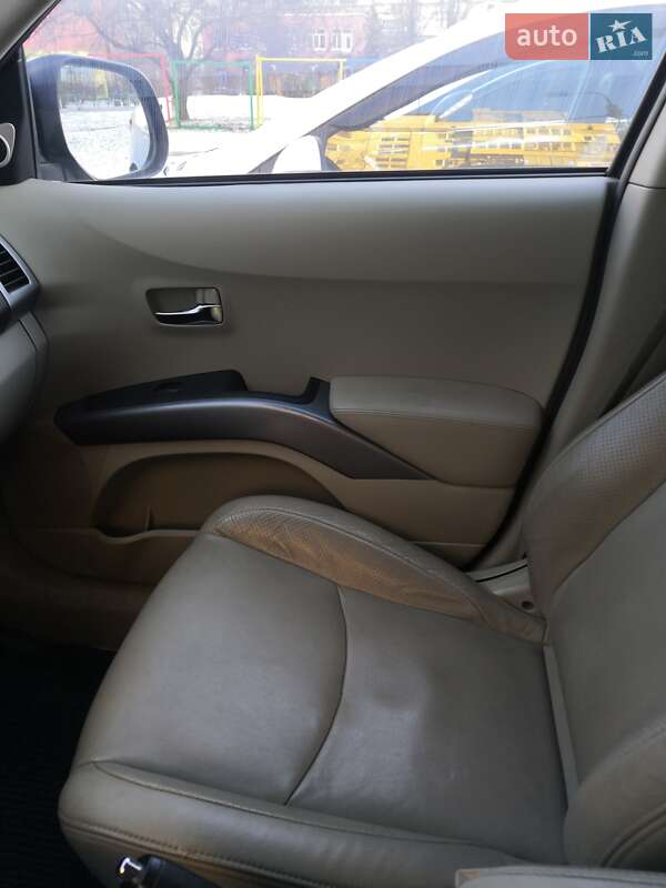 Позашляховик / Кросовер Mitsubishi Outlander XL 2008 в Києві