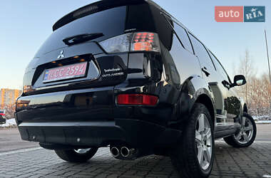 Позашляховик / Кросовер Mitsubishi Outlander XL 2008 в Дрогобичі