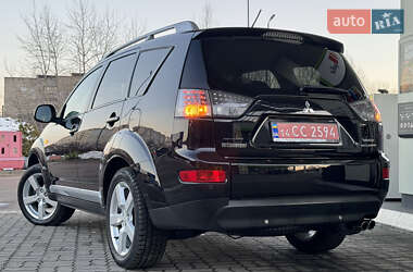 Позашляховик / Кросовер Mitsubishi Outlander XL 2008 в Дрогобичі