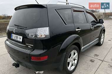 Позашляховик / Кросовер Mitsubishi Outlander XL 2009 в Полтаві