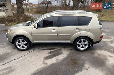 Позашляховик / Кросовер Mitsubishi Outlander XL 2008 в Вінниці