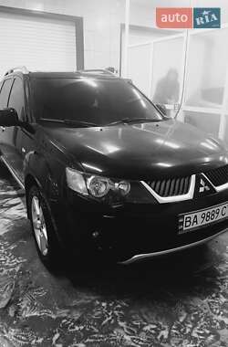 Позашляховик / Кросовер Mitsubishi Outlander XL 2007 в Кропивницькому