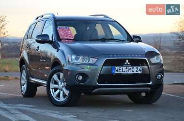 Внедорожник / Кроссовер Mitsubishi Outlander XL 2010 в Стрые