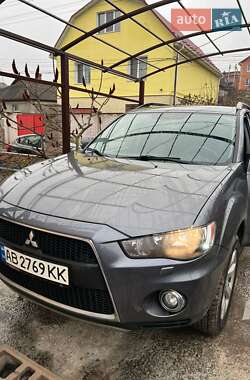 Позашляховик / Кросовер Mitsubishi Outlander XL 2012 в Вінниці