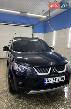 Позашляховик / Кросовер Mitsubishi Outlander XL 2008 в Харкові