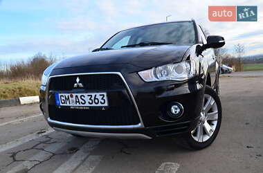 Позашляховик / Кросовер Mitsubishi Outlander XL 2011 в Дрогобичі