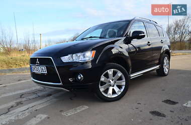 Позашляховик / Кросовер Mitsubishi Outlander XL 2011 в Дрогобичі