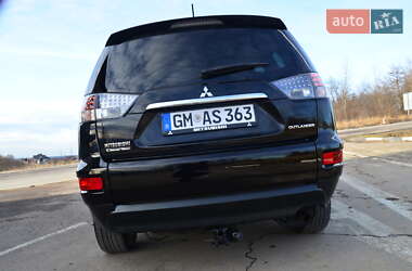 Позашляховик / Кросовер Mitsubishi Outlander XL 2011 в Дрогобичі