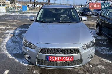 Позашляховик / Кросовер Mitsubishi Outlander XL 2010 в Харкові