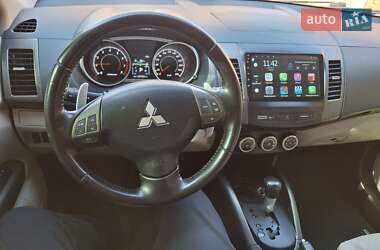 Внедорожник / Кроссовер Mitsubishi Outlander XL 2009 в Бердичеве