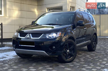 Внедорожник / Кроссовер Mitsubishi Outlander XL 2008 в Днепре